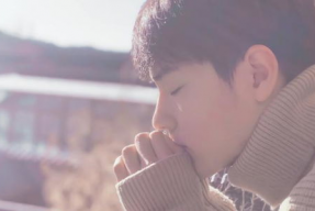 肖战直播娱乐吃瓜,娱乐吃瓜背后的精彩瞬间