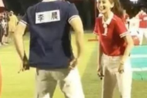 兔兔吃瓜娱乐的微博,网友直呼萌翻！”