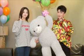 娱乐圈扒爷写吃瓜,明星们的幕后吃瓜大事件