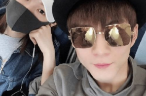 娱乐吃瓜韩东君陈瑶恋情,甜蜜互动引猜测，官方回应尚待揭晓